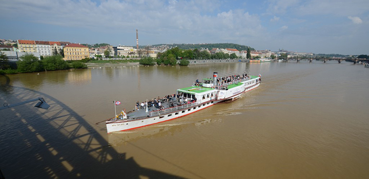 Vyšehrad Steamboat - opening cruise to Slapy 2012