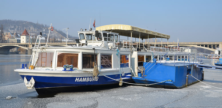 Prague Winter River Cruises 2012 - 2013