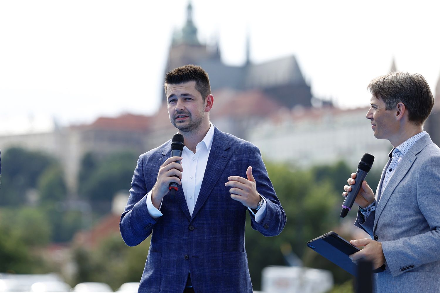 Presentation of the Livesport Prague Open tournament on the court on the deck of a boat
