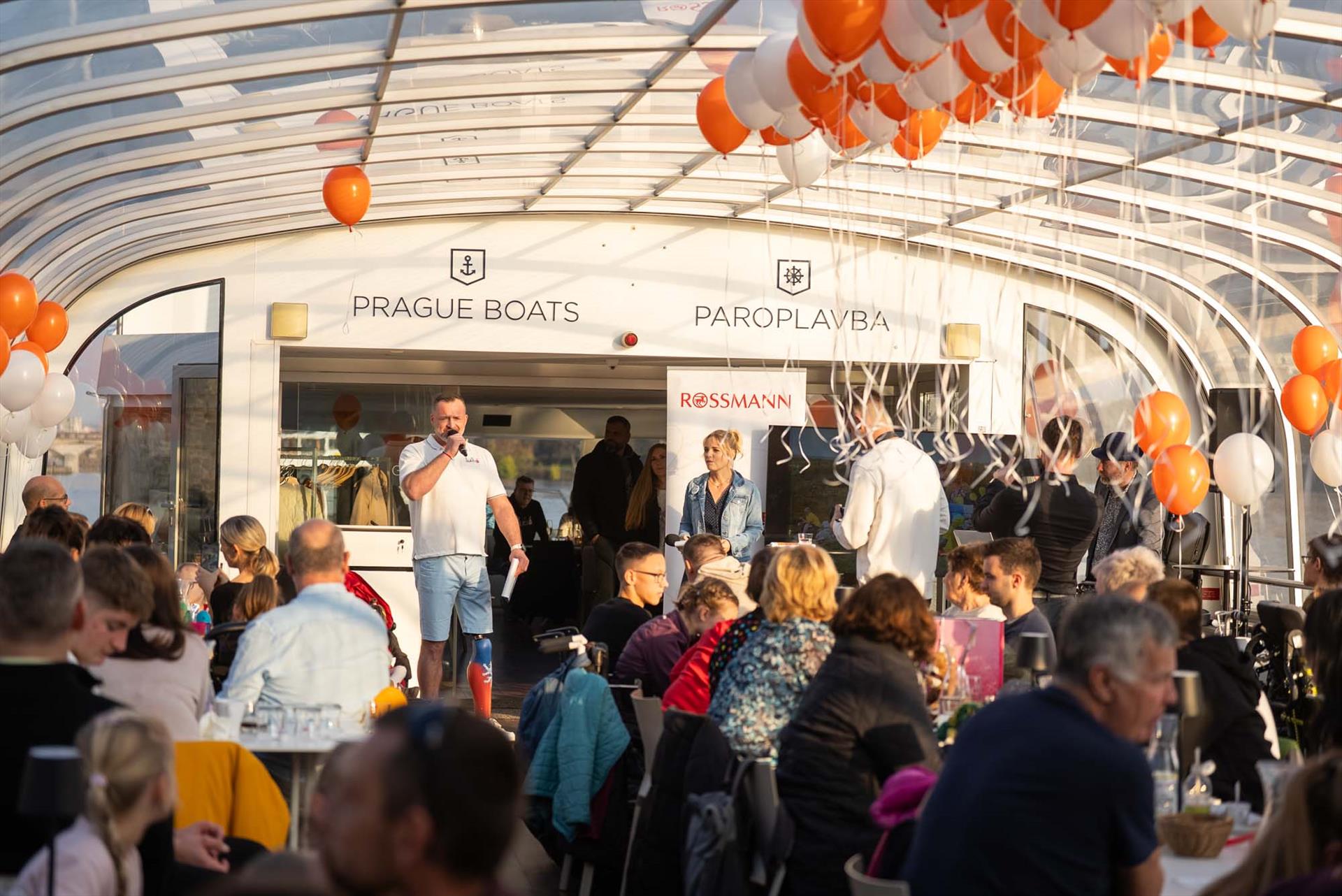Bohemia Rhapsody hosted the KlaPeto charity cruise Bohemia Rhapsody hosted the KlaPeto charity cruise