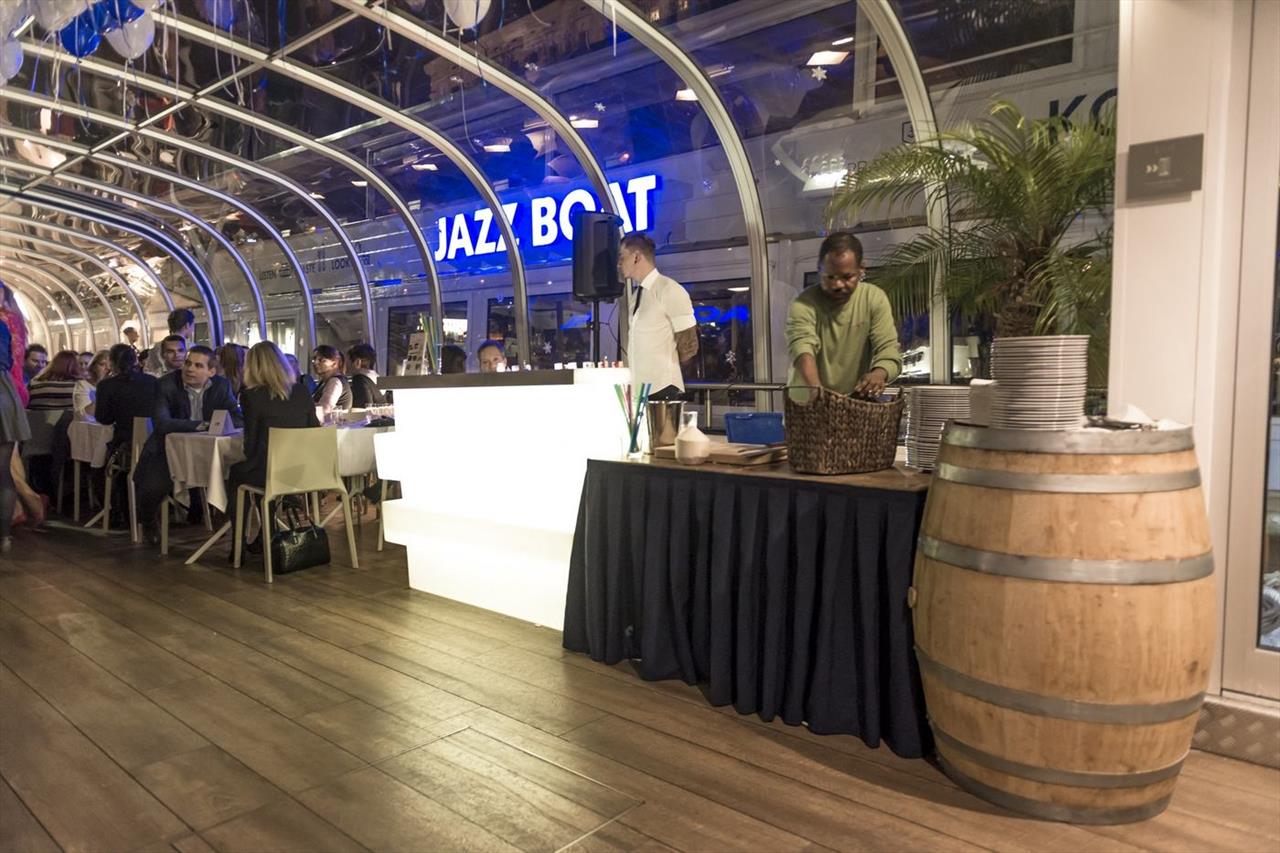 Foto: Christmas evento for business partners on… – 79