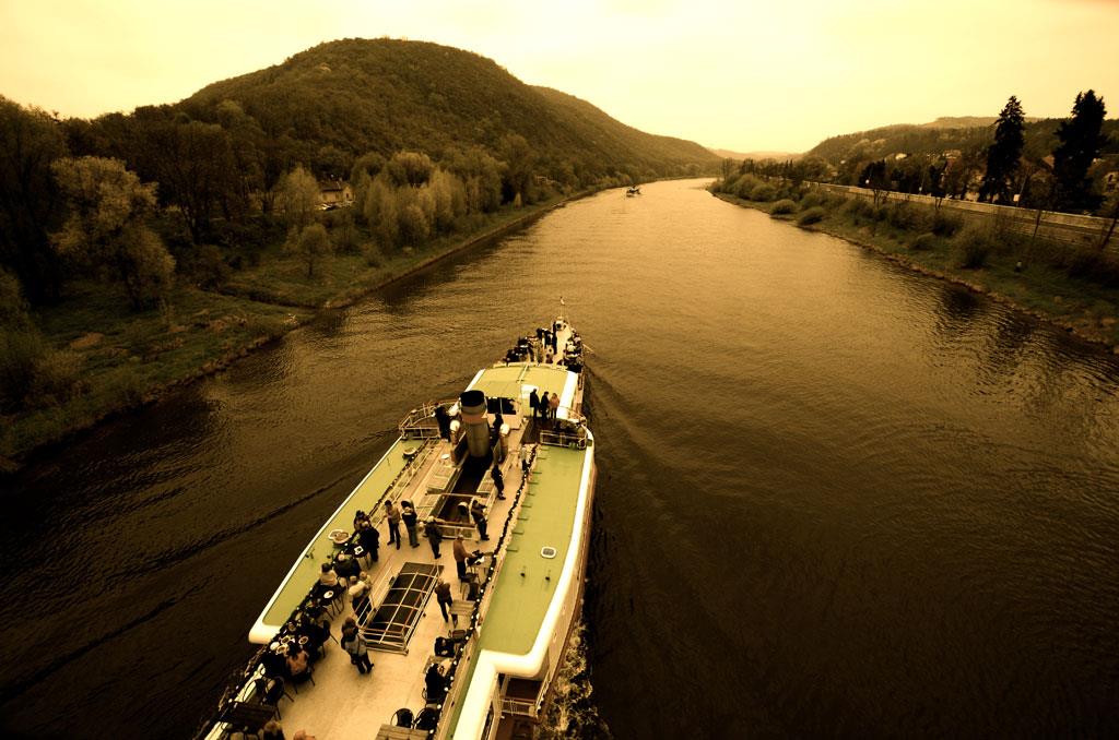 Foto: Dampfschiff VyšeBurg-75. narozeniny – 10