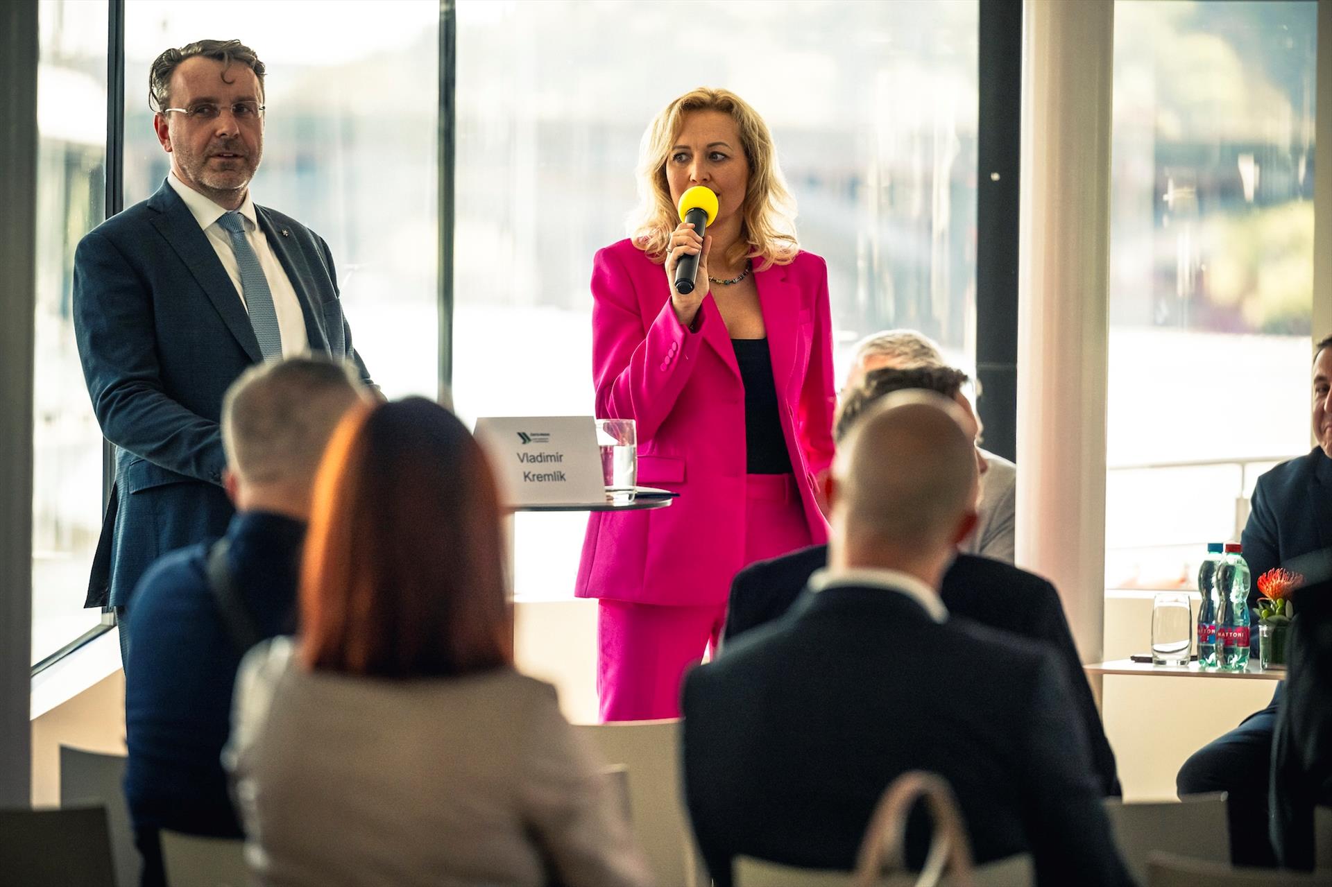 A meeting on the Vltava: a new platform for metropolitan development