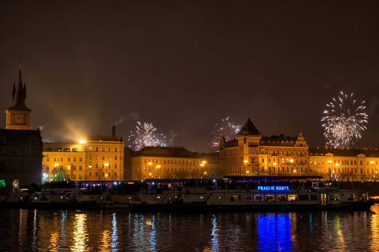 Photo : Poslední místa na silvestrovských plavbách 2017 – 5