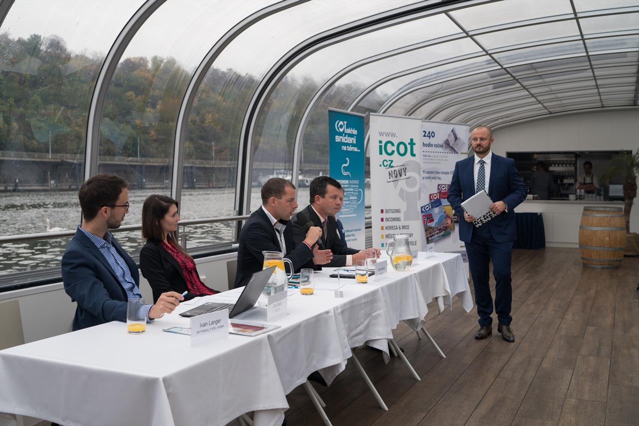 Photo: October discussion breakfast on Bohemia Rhapsody… – 3