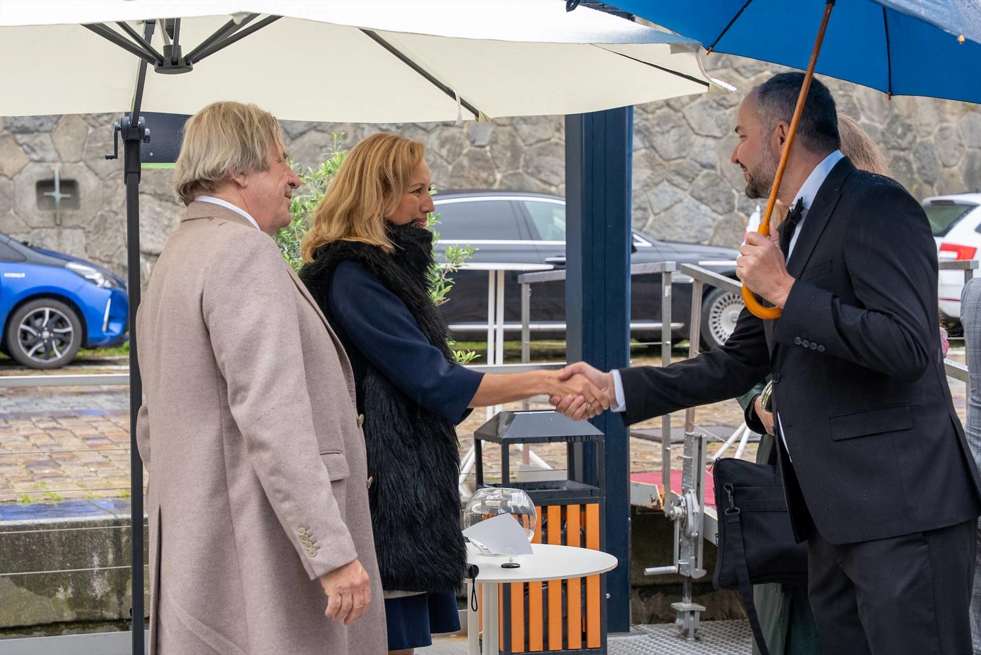 Photo : Rencontre à bord: diplomatie, affaires et… – 33