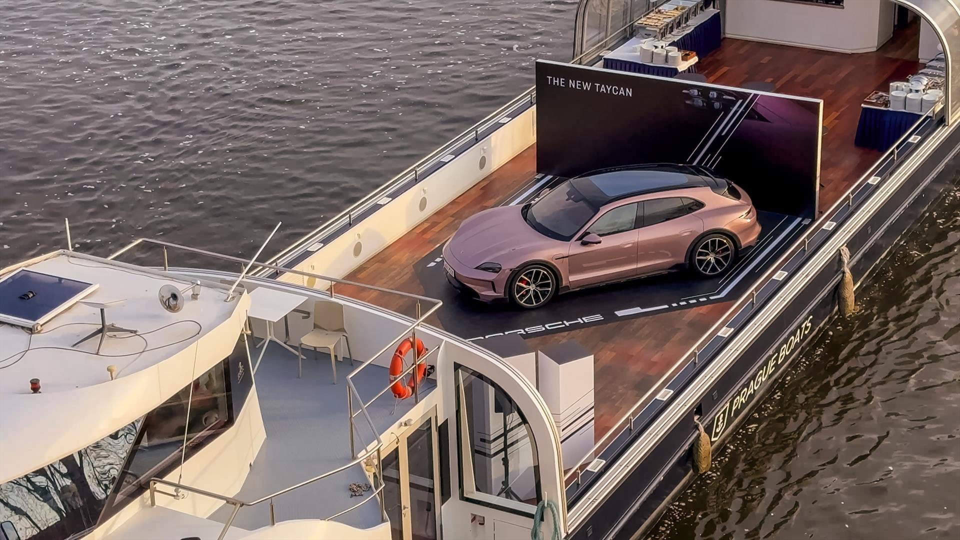 Photo : Porsche Taycan na palubě Prague Boats – 22