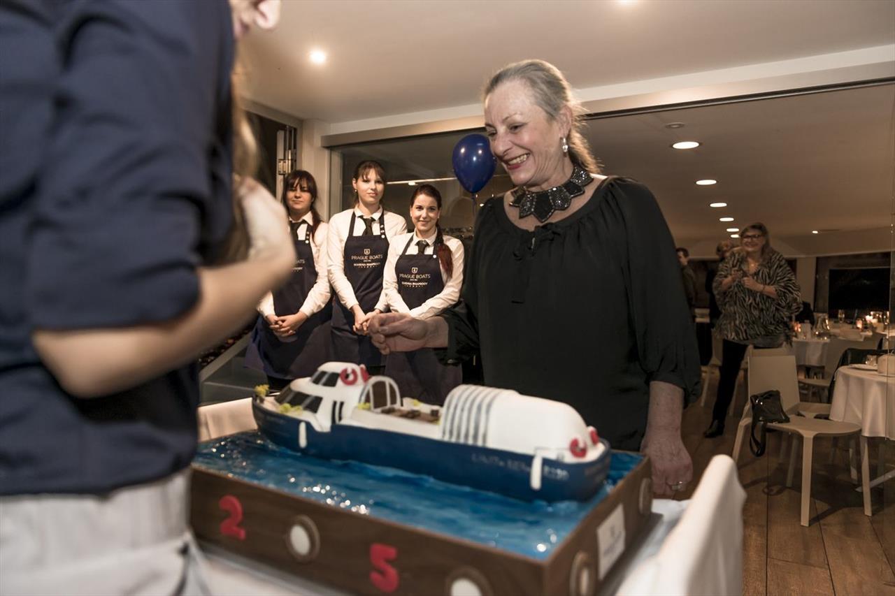 Foto: Christmas evento for business partners on… – 86