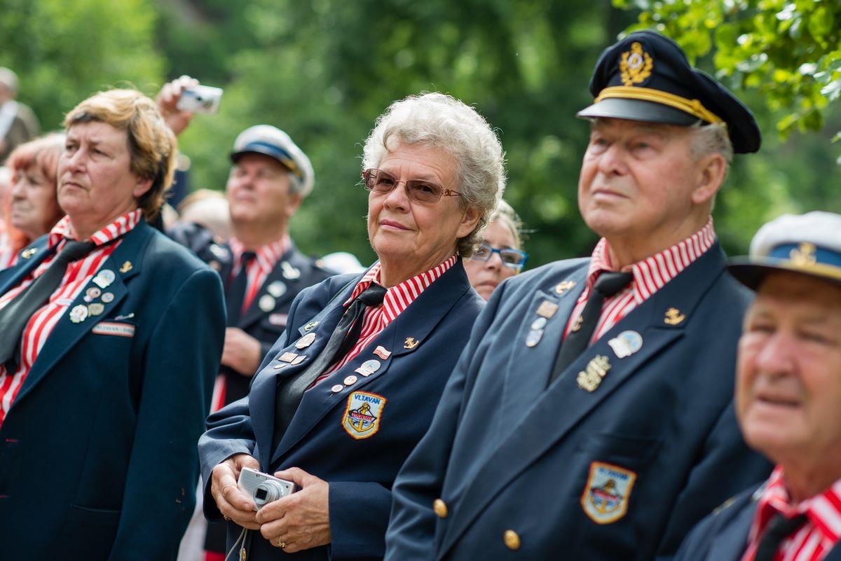 Photo : Městys Davle získal titul „Vorařská obec“ – 35