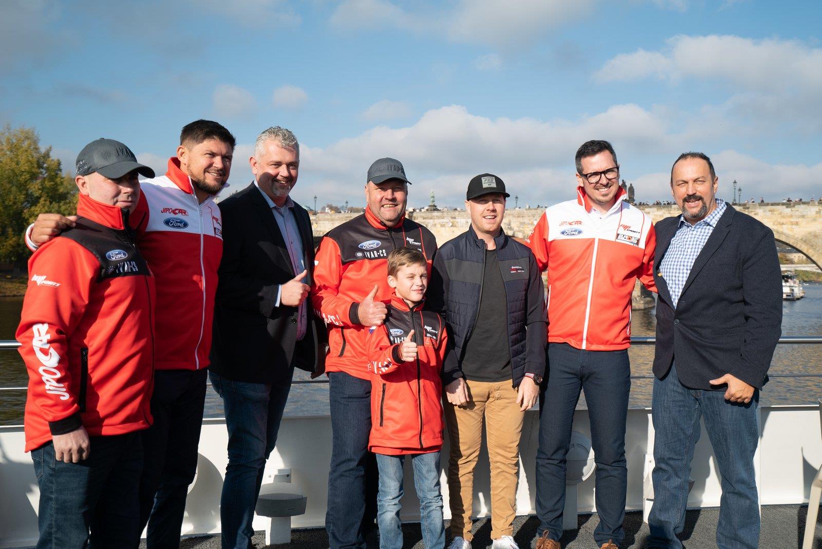 Photo : Posádky Rallye Dakar 2020 se představily na… – 9