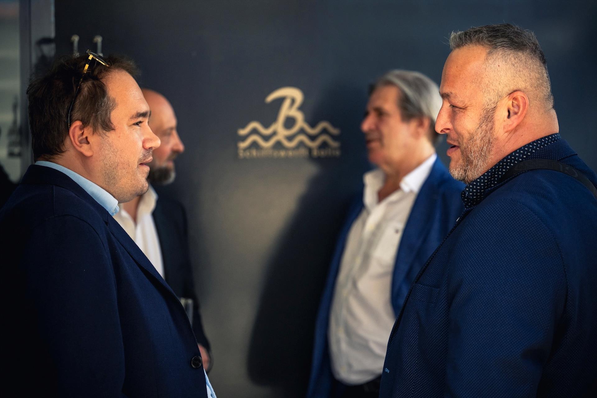 Fotografia: A meeting on the Vltava: a new platform for… – 9