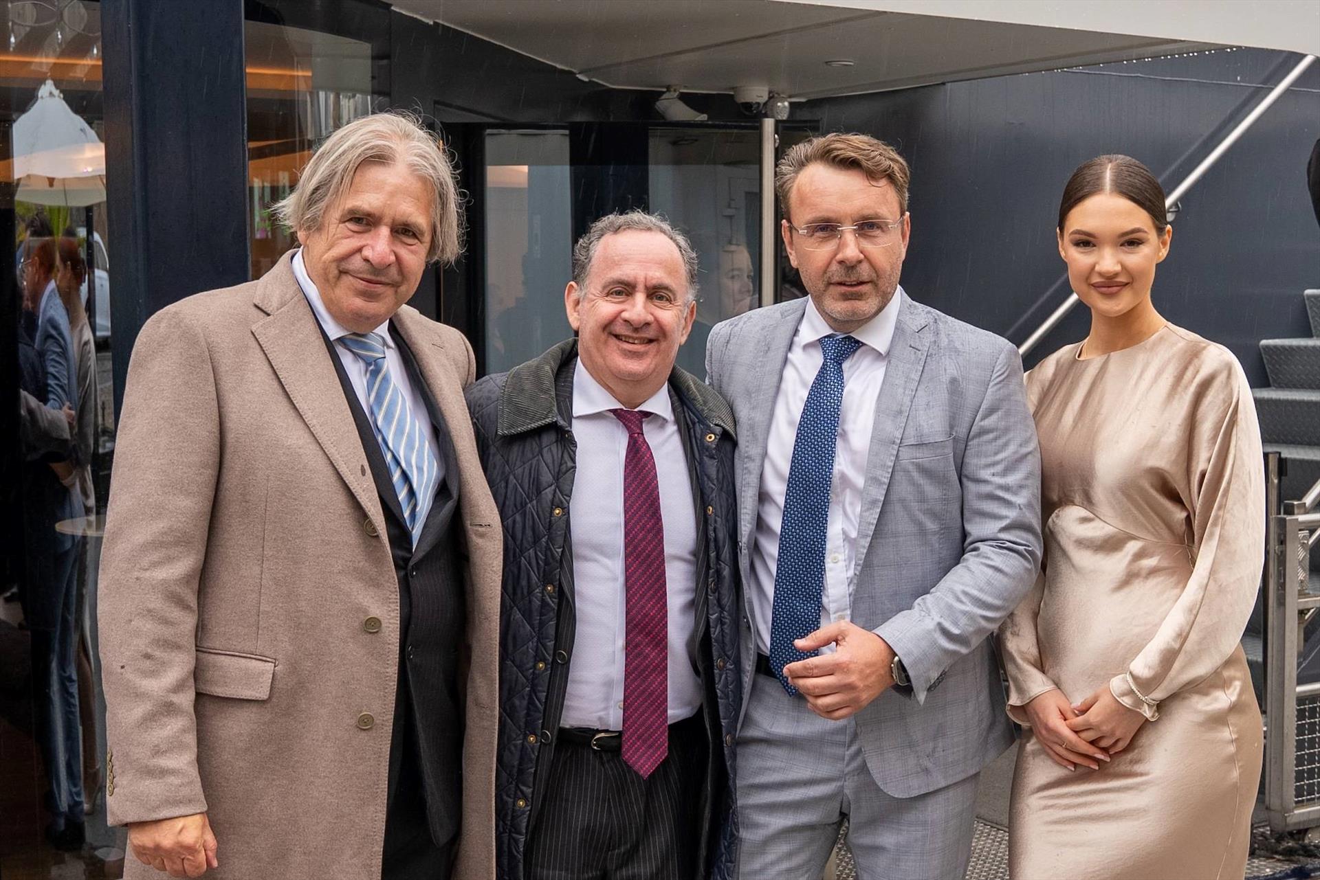 Photo : Rencontre à bord: diplomatie, affaires et… – 51