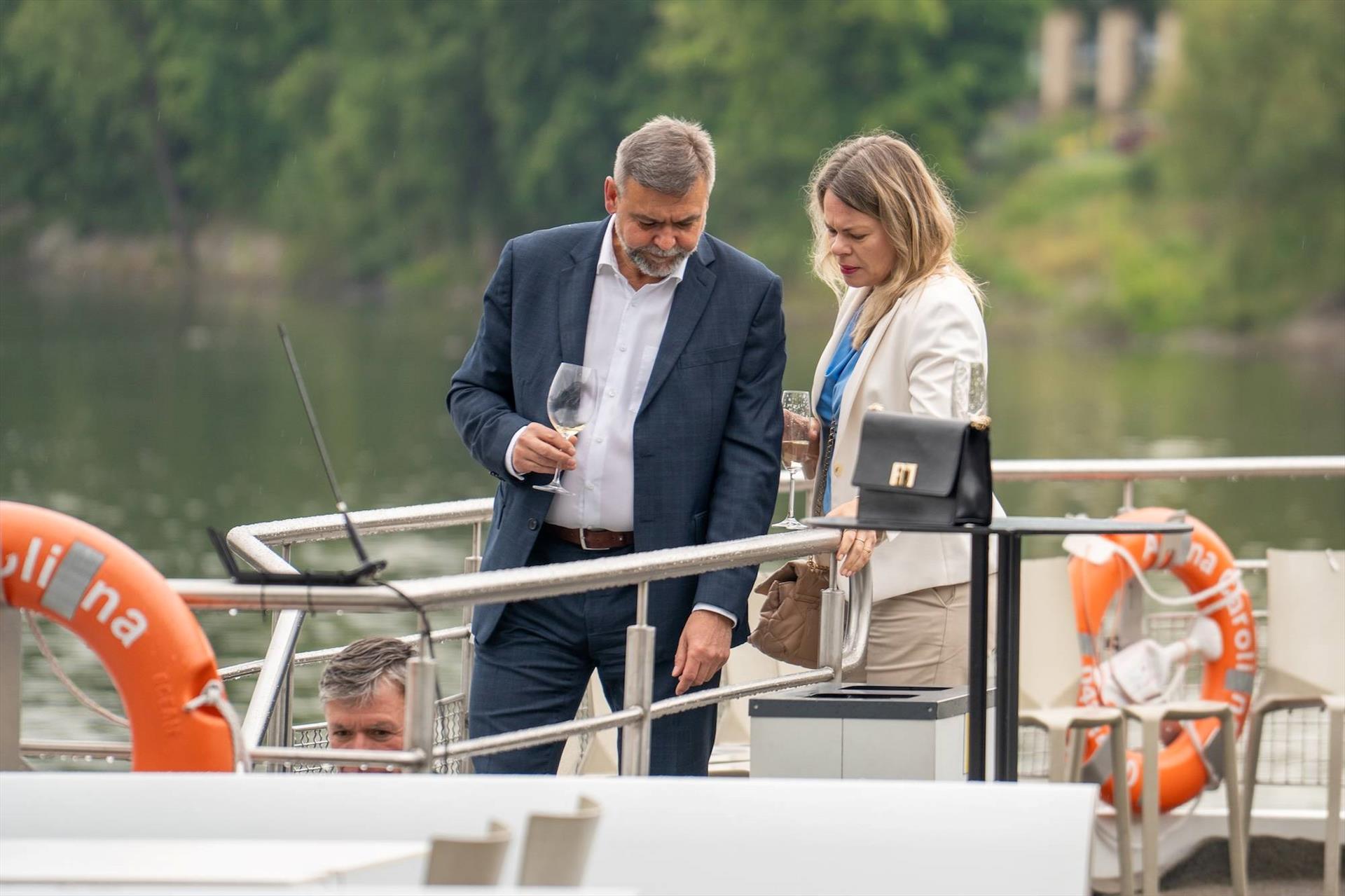 Photo : Rencontre à bord: diplomatie, affaires et… – 45