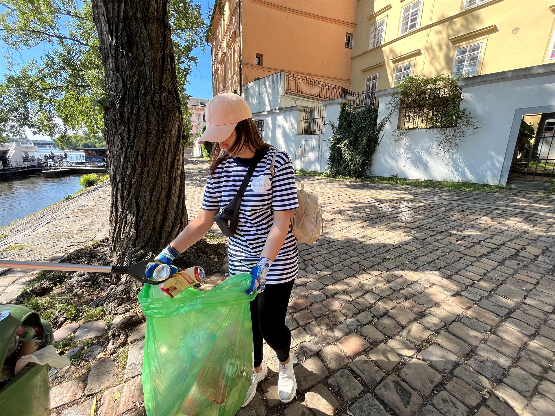 Foto: Uklízíme pražské náplavky – 5