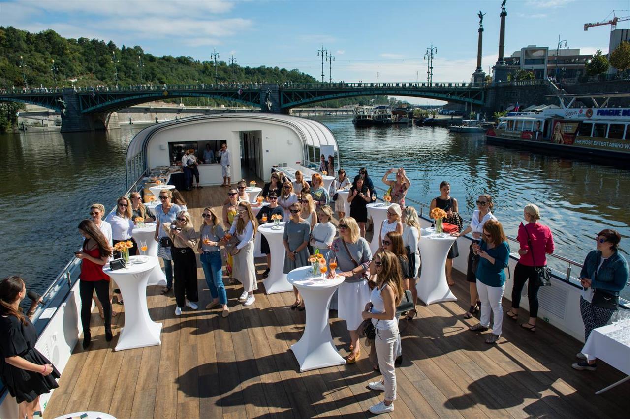 Foto: Představení neueho parfému Wonderlust – 3