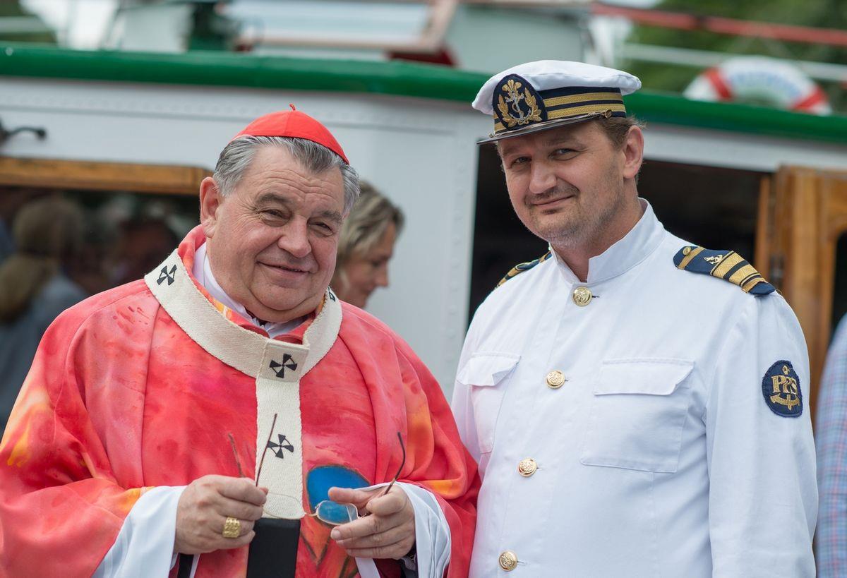 Photo : Městys Davle získal titul „Vorařská obec“ – 25