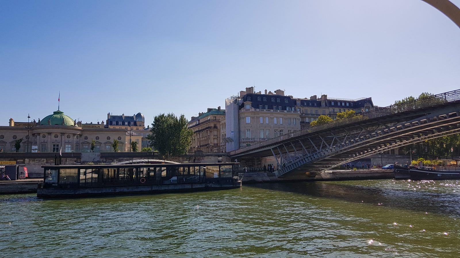 Photo: Boat cruises in Paris – 15