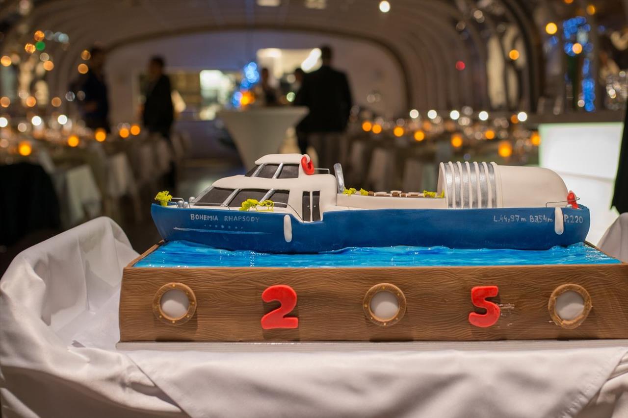 Foto: Christmas evento for business partners on… – 26