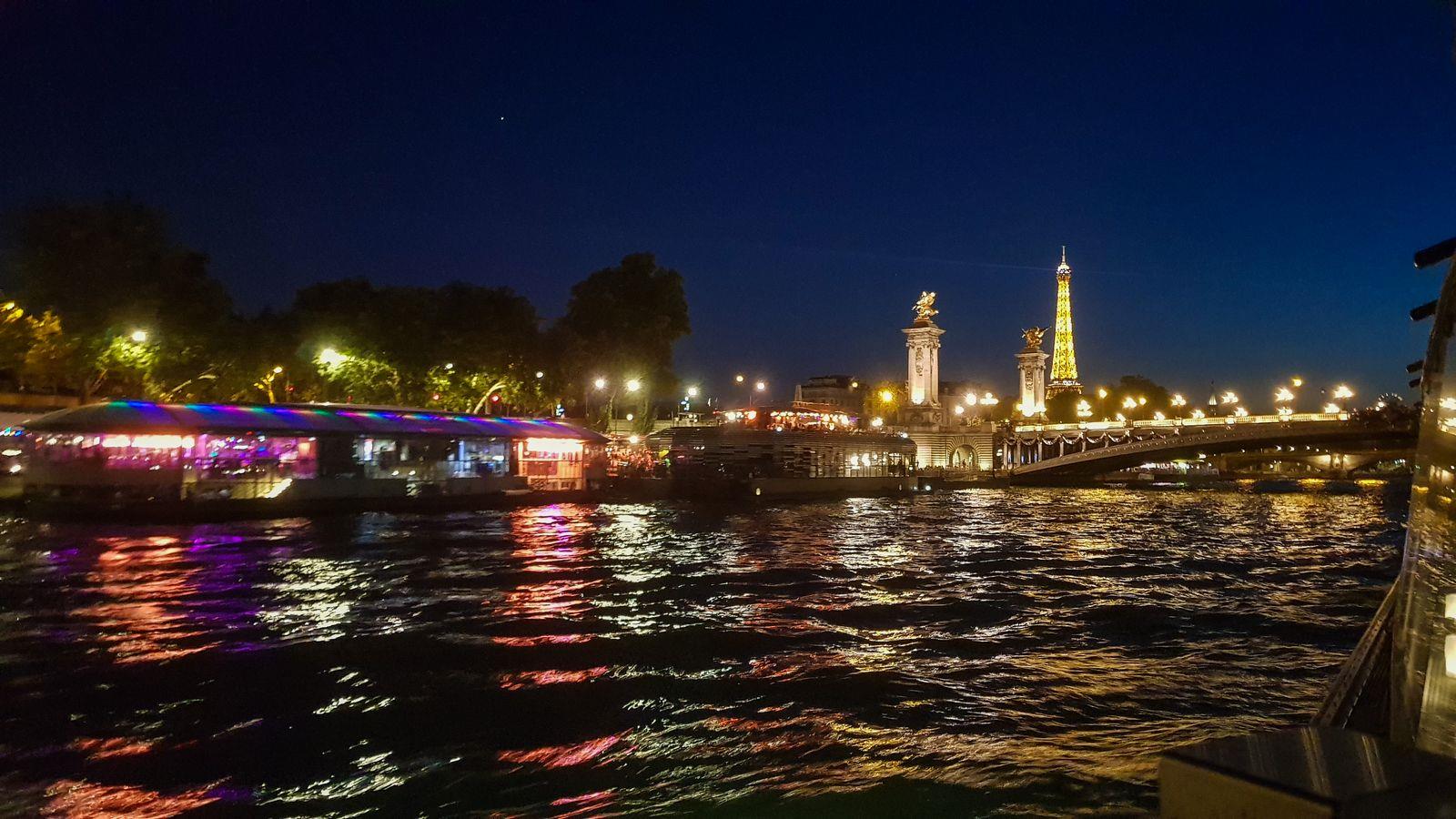 Photo: Boat cruises in Paris – 18