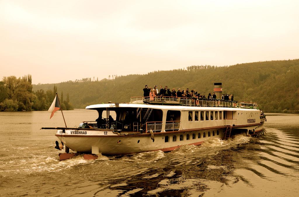 Foto: Dampfschiff VyšeBurg-75. narozeniny – 18