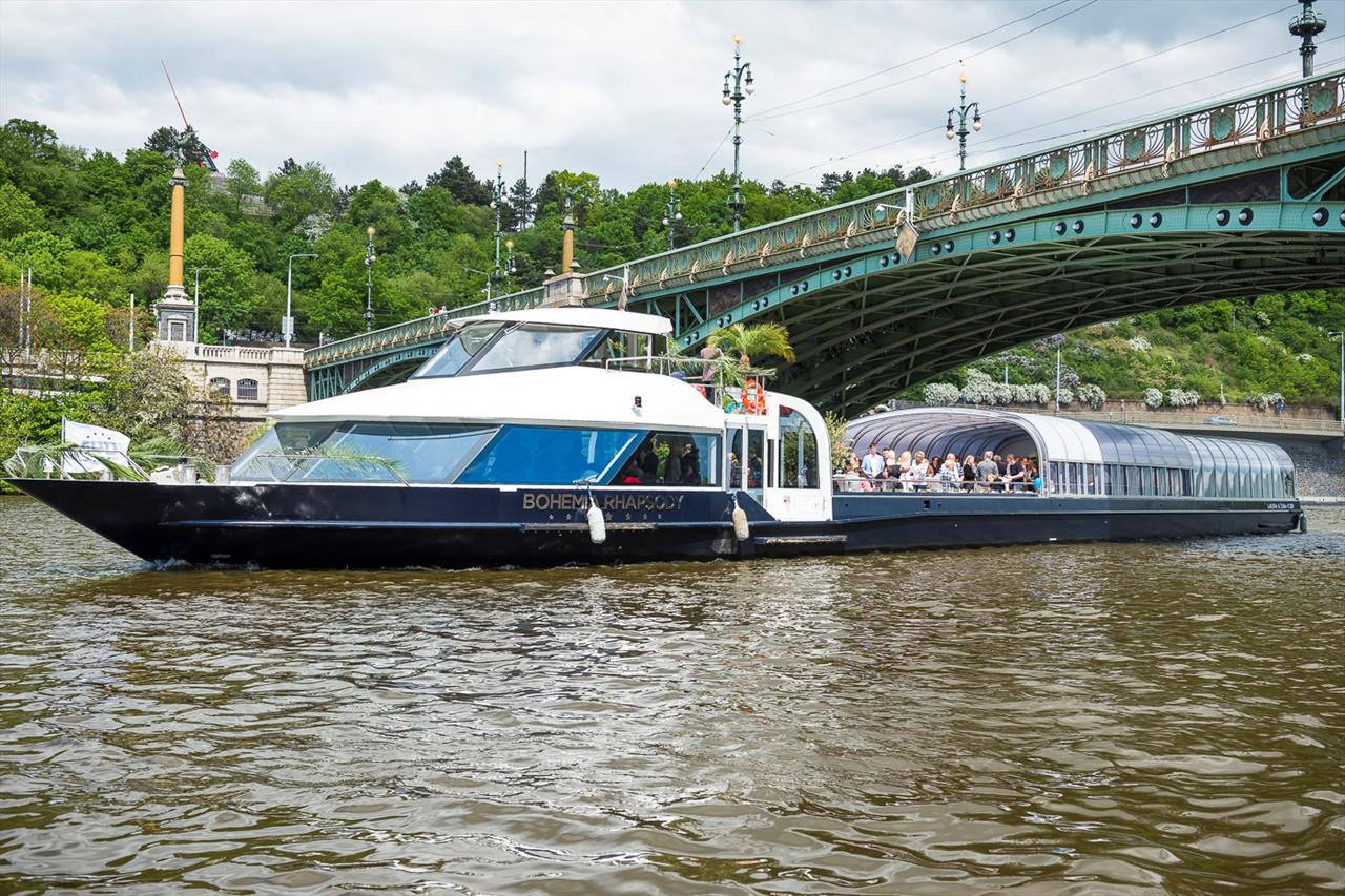 Photo: Prague welcomed a new beauty - the Bohemia… – 95