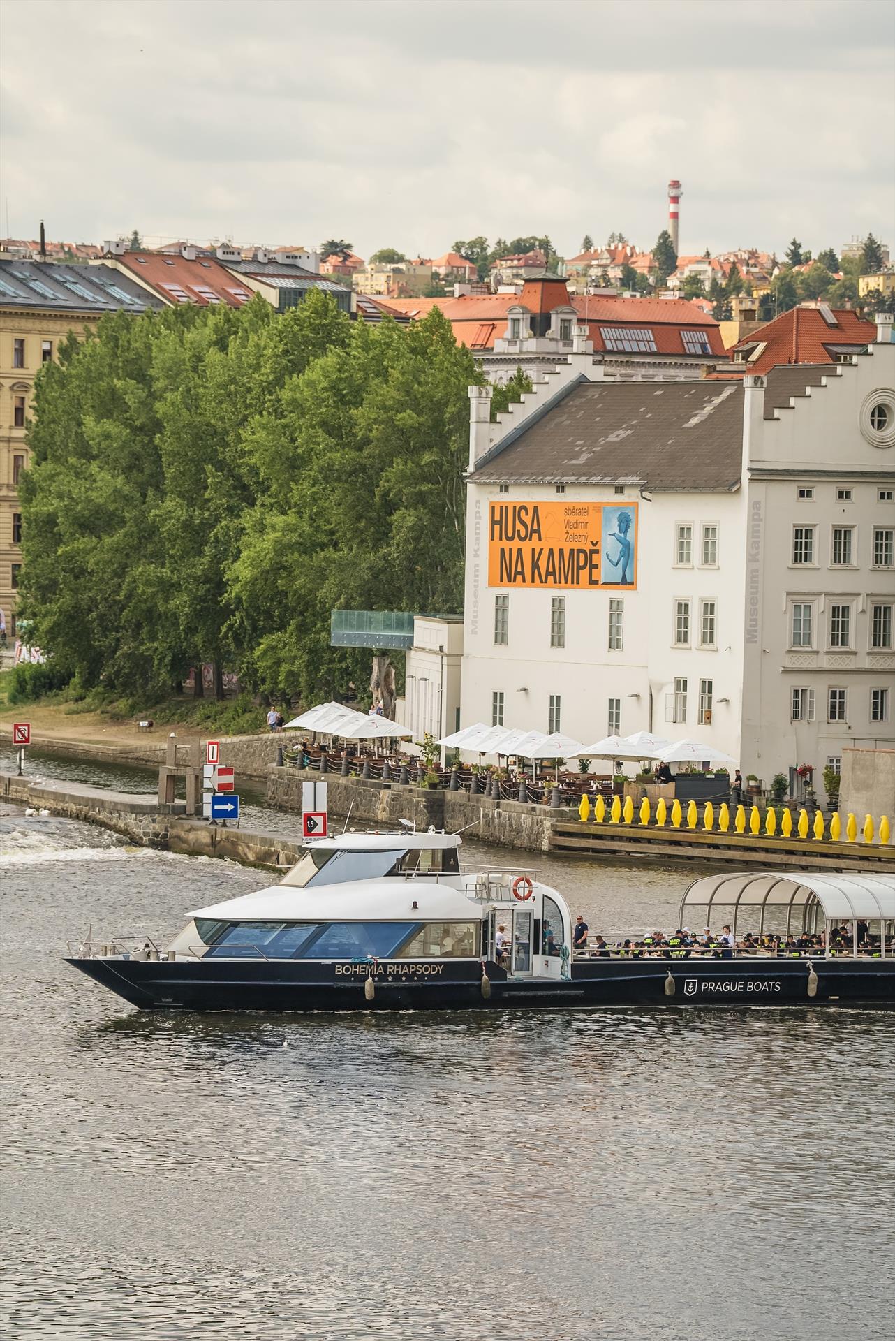 Foto: Hearts on the water – 83