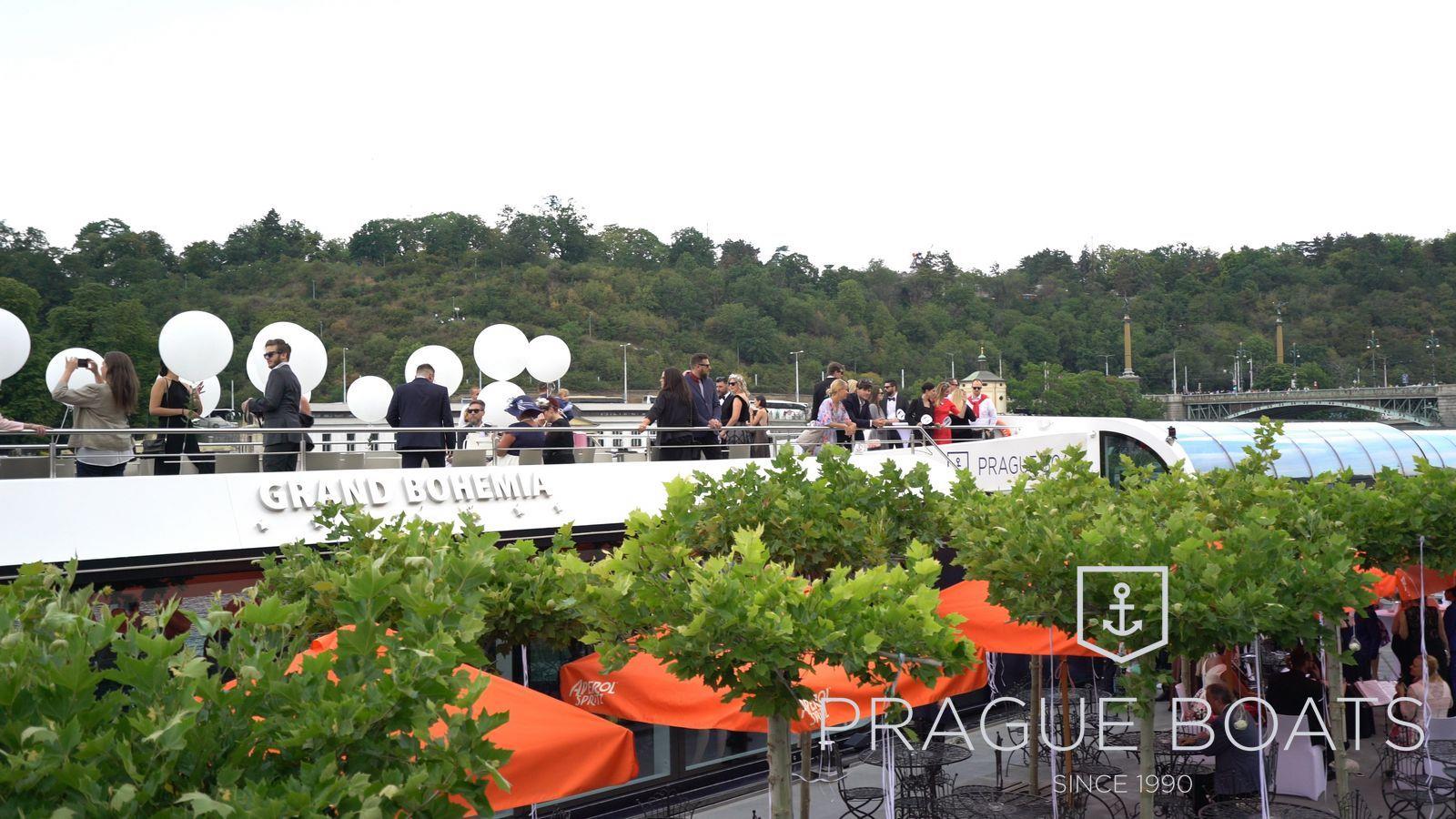Photo : Perfektní svatební den na bateau Grand Bohemia – 16