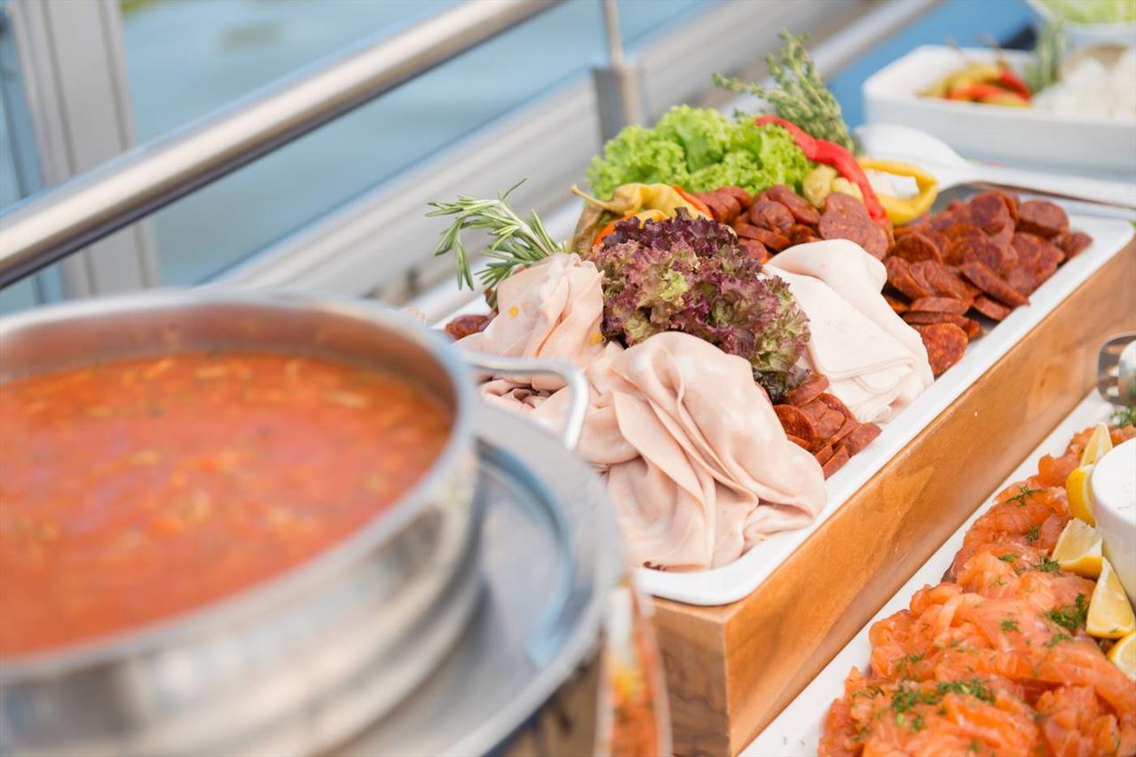Photo: This is what brunch on Bohemia Rhapsody looked… – 26