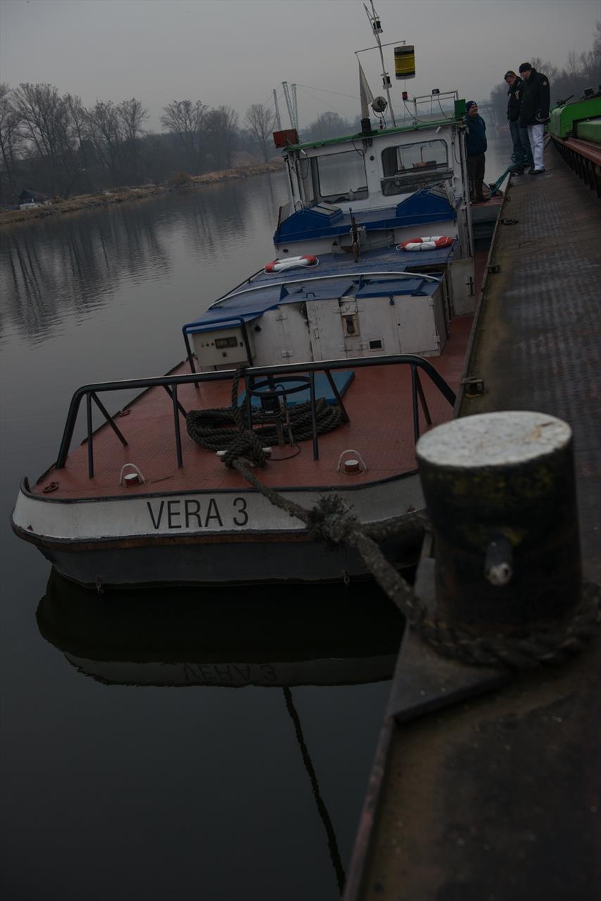 Foto: The towed barca has returned to Praga – 6