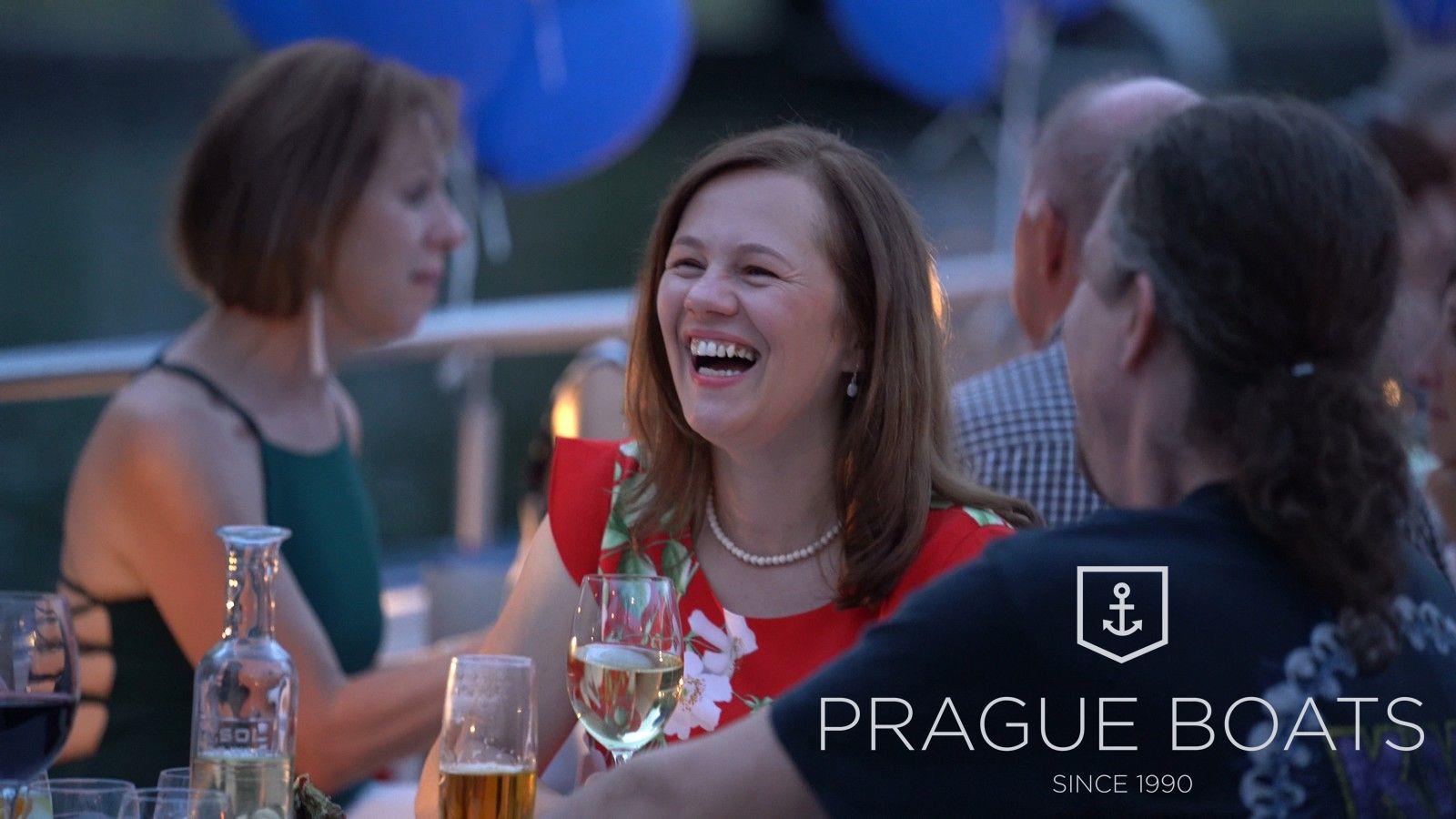 Photo : Svatební afterparty na bateau Agnes de Bohemia – 58