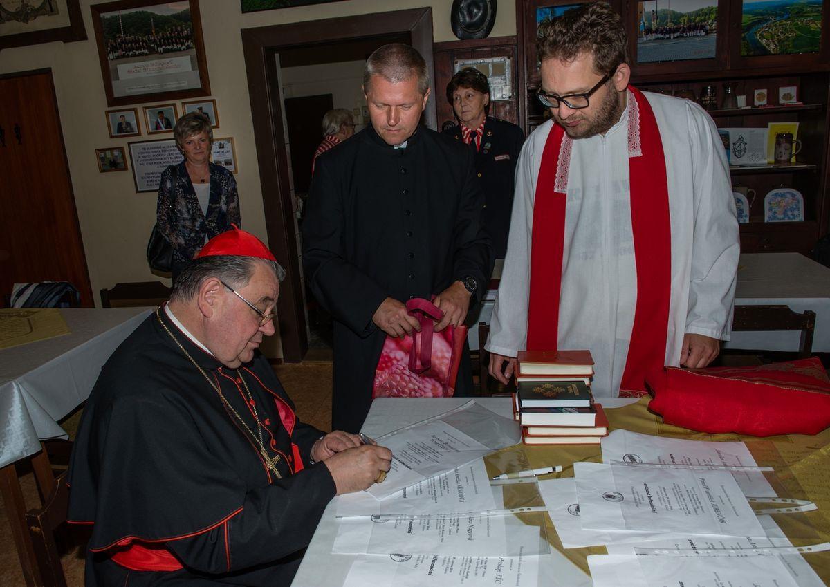 Photo : Městys Davle získal titul „Vorařská obec“ – 77