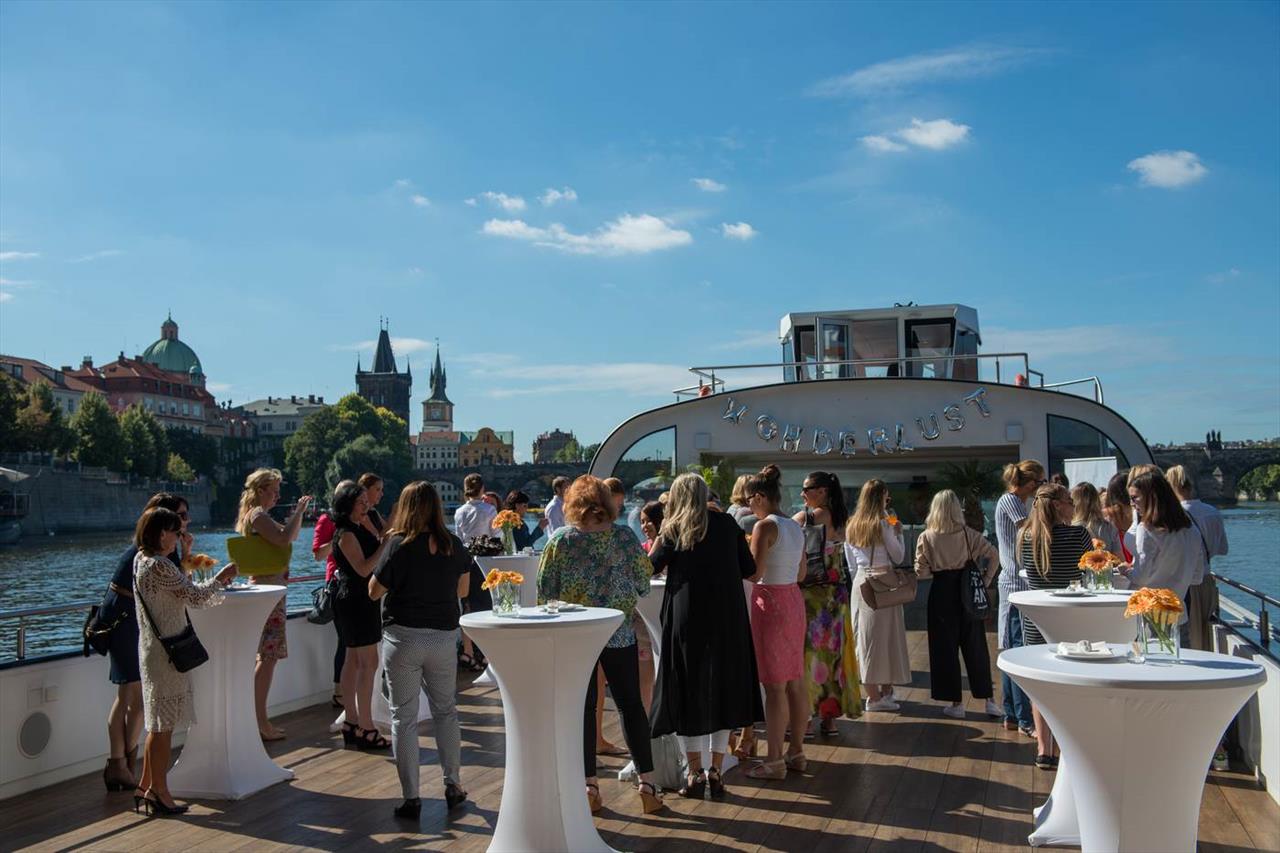 Foto: Představení neueho parfému Wonderlust – 7