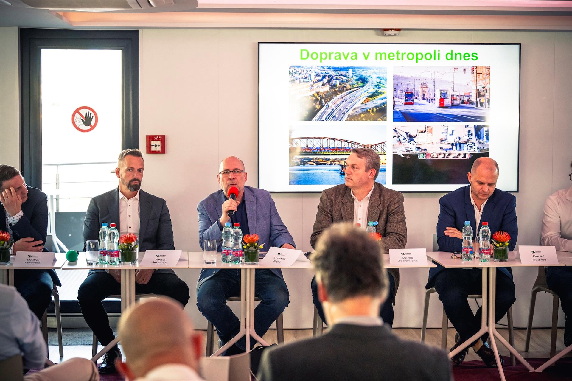 Fotografia: A meeting on the Vltava: a new platform for… – 23