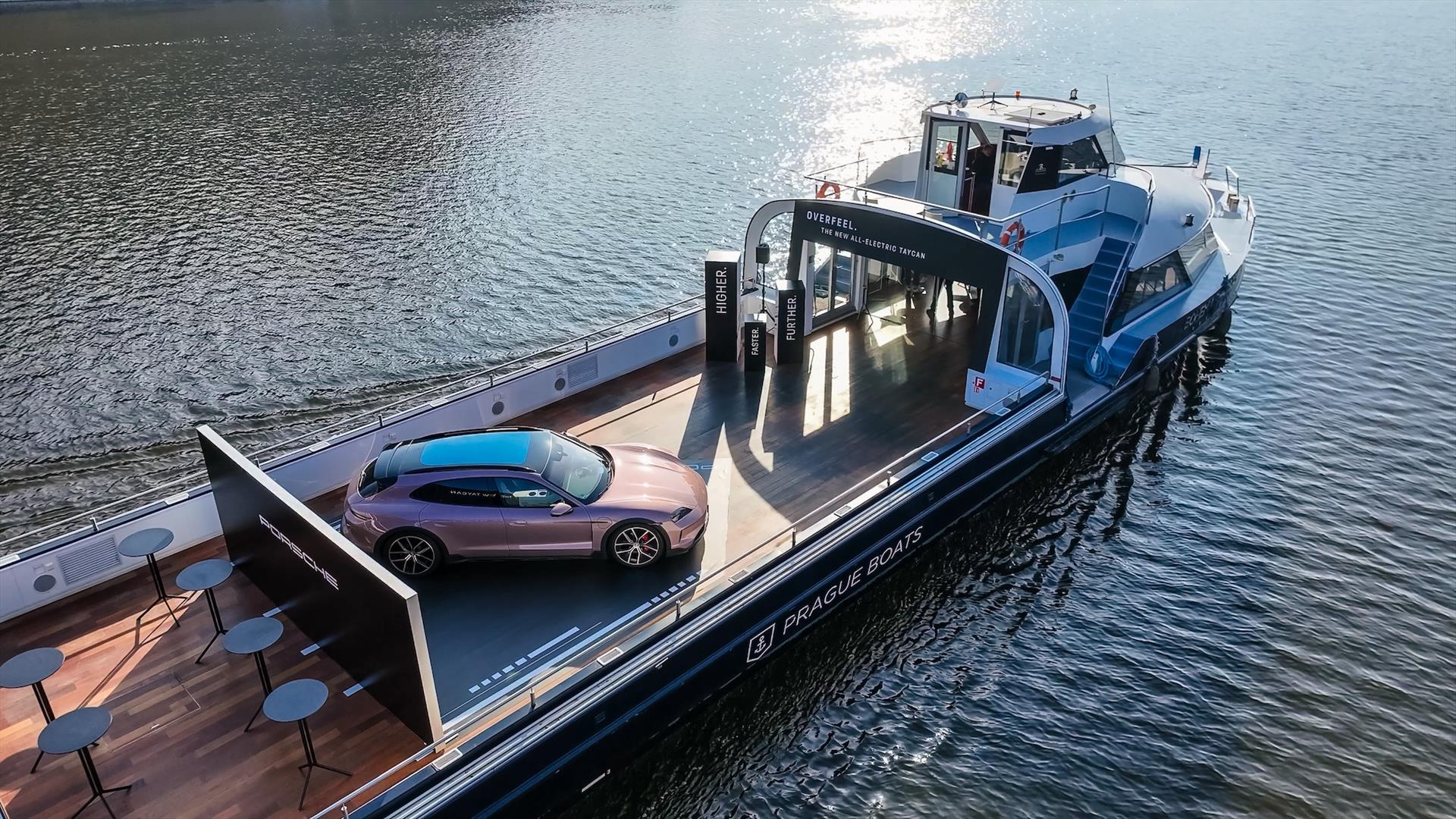 Photo : Porsche Taycan na palubě Prague Boats – 2
