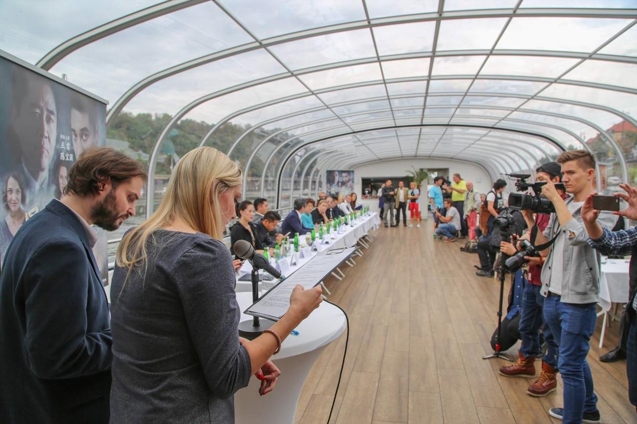 Foto: Press conference launching the filming of a… – 33