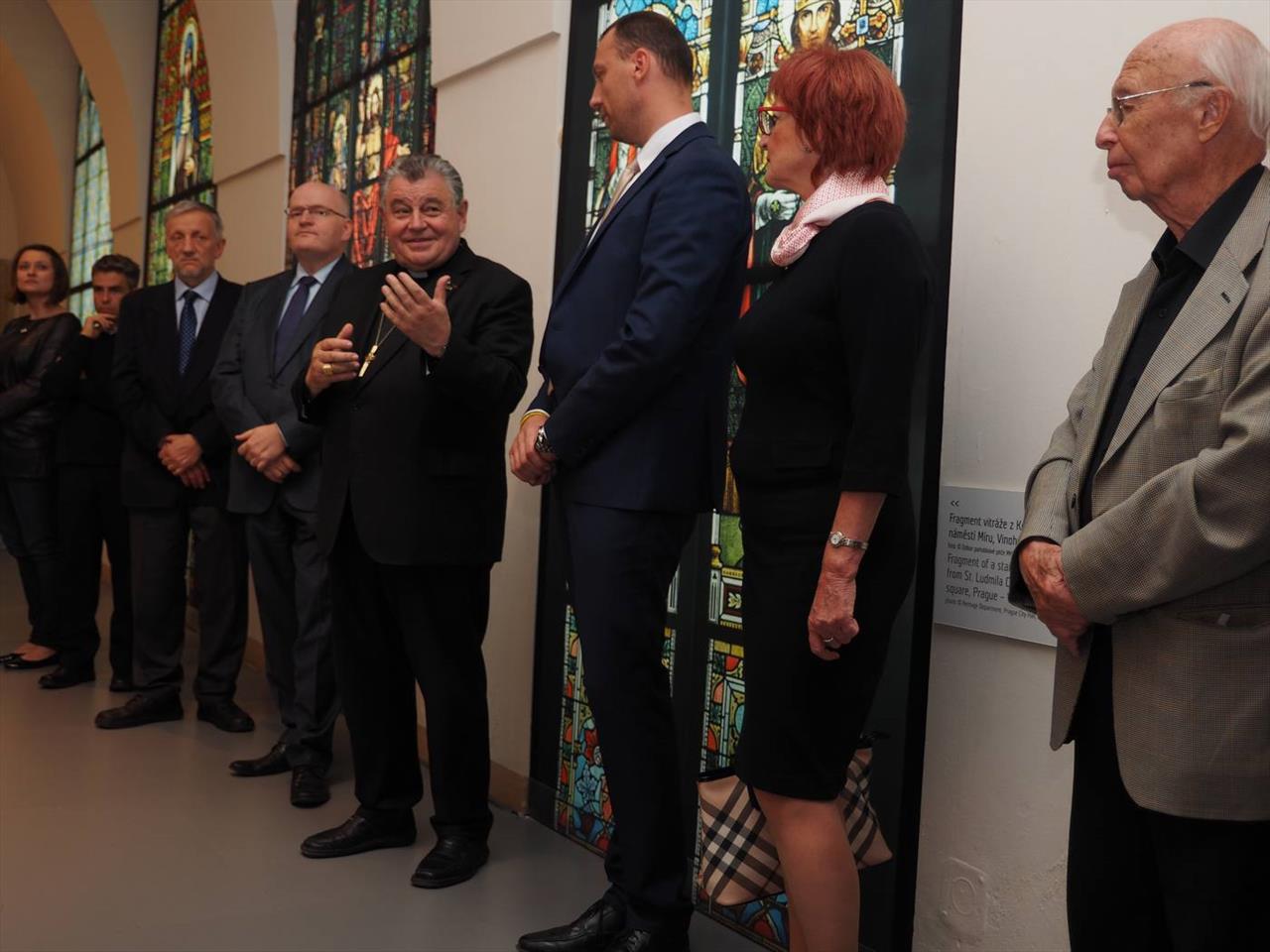 Foto: Sacral Praga - Minister Herman opened a new… – 14