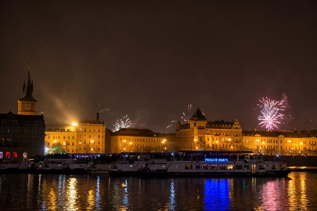 Photo : Poslední místa na silvestrovských plavbách 2017 – 16