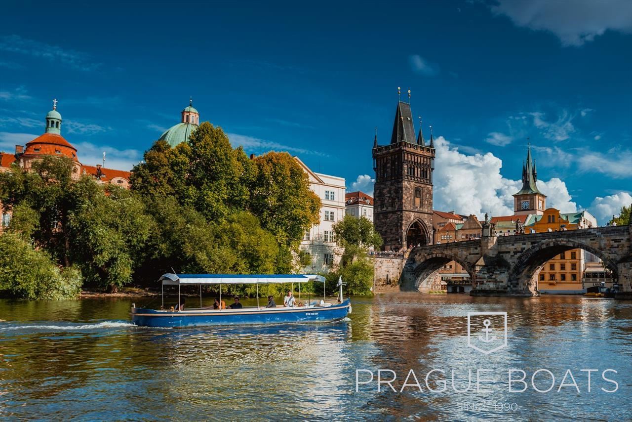 Foto: Privátní Fahrten na malých Schiffech jsou IN – 9