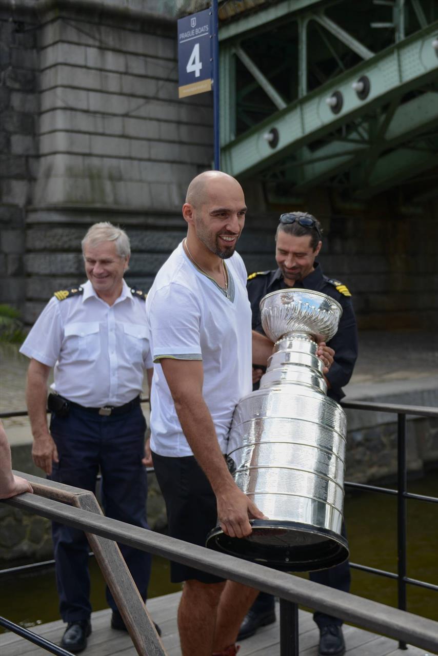 Foto: Michal Rozsíval & Stanley Cup auf dem Schiff… – 6