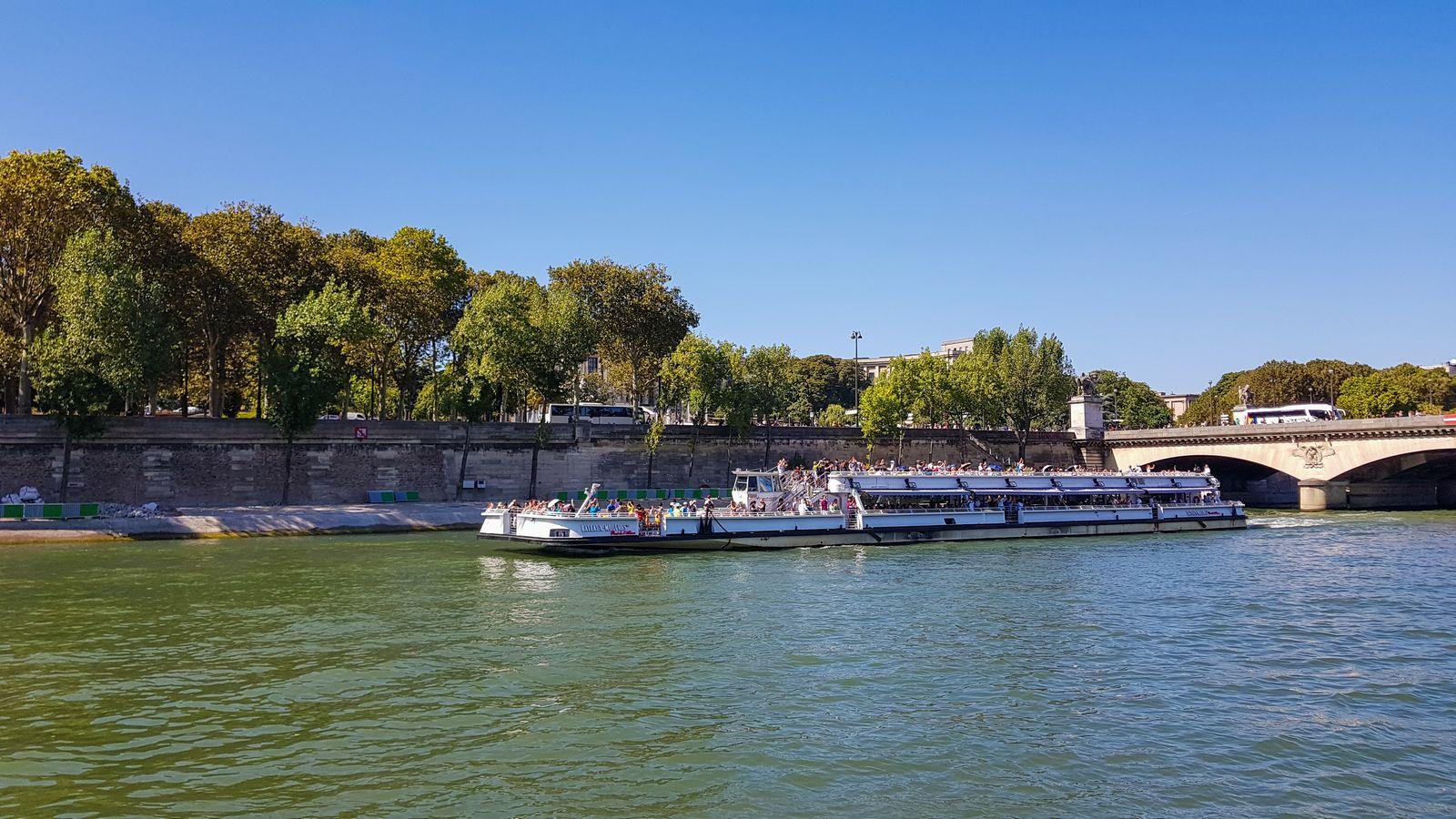 Photo: Boat cruises in Paris – 9