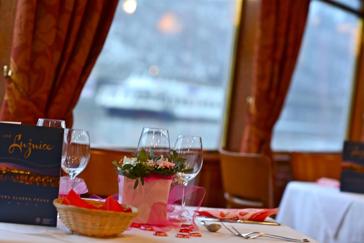 Foto: Valentýnská výzdoba na Lužnici – 4