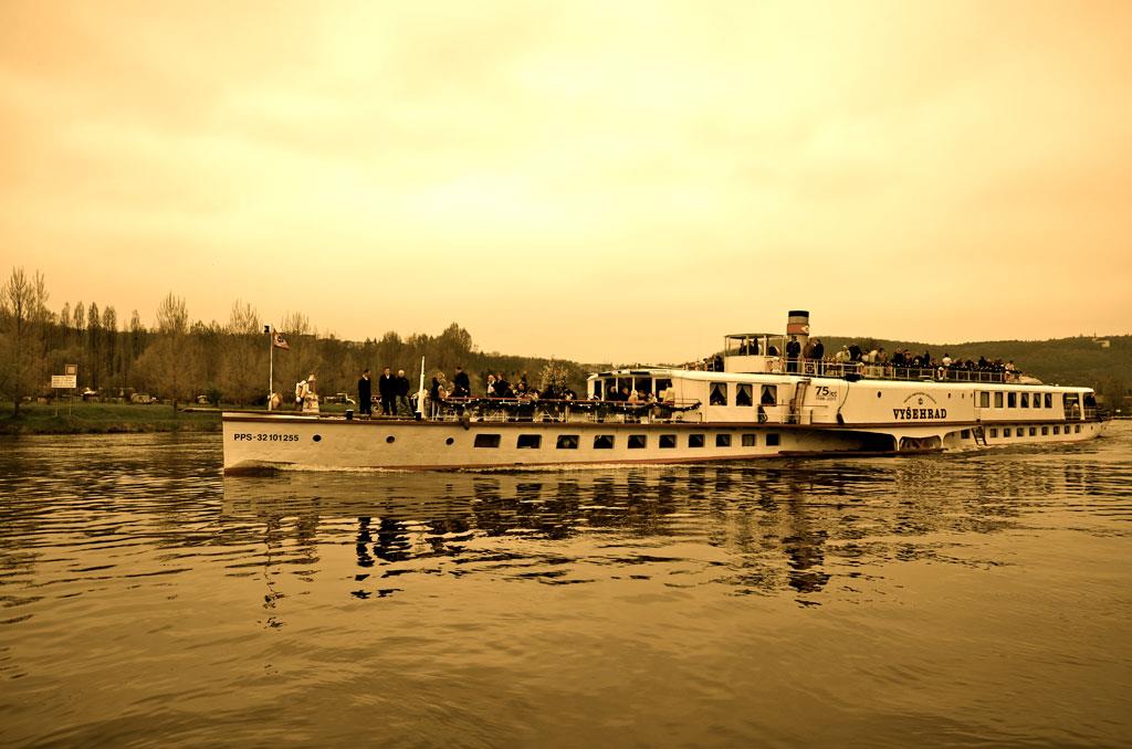 Foto: Dampfschiff VyšeBurg-75. narozeniny – 8