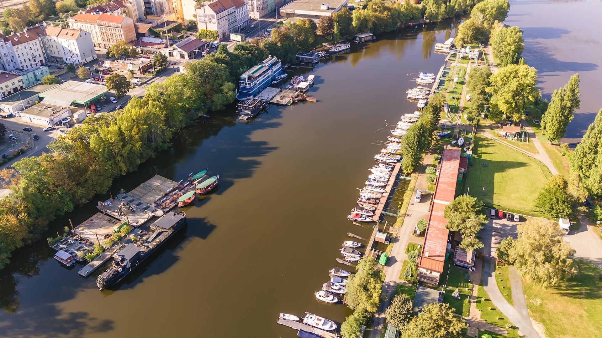 Photo: The Vltava showed its strength, but the Prague… – 13