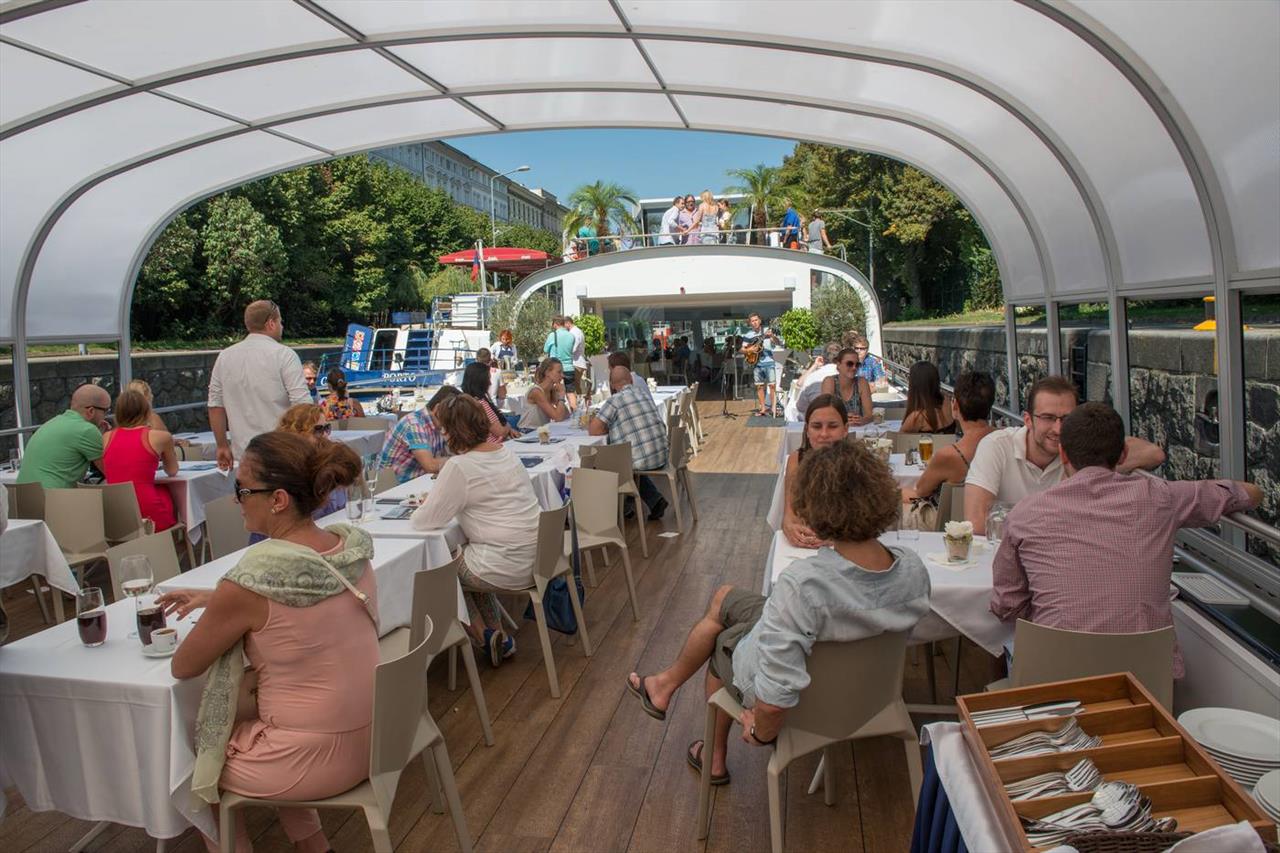 Photo: This is what brunch on Bohemia Rhapsody looked… – 53