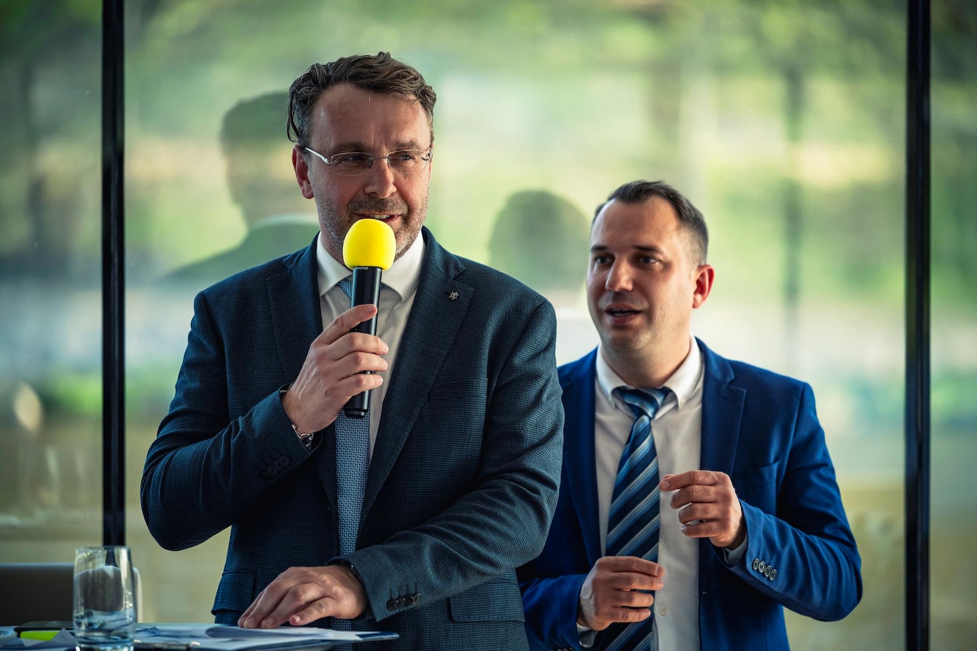 Fotografia: A meeting on the Vltava: a new platform for… – 41