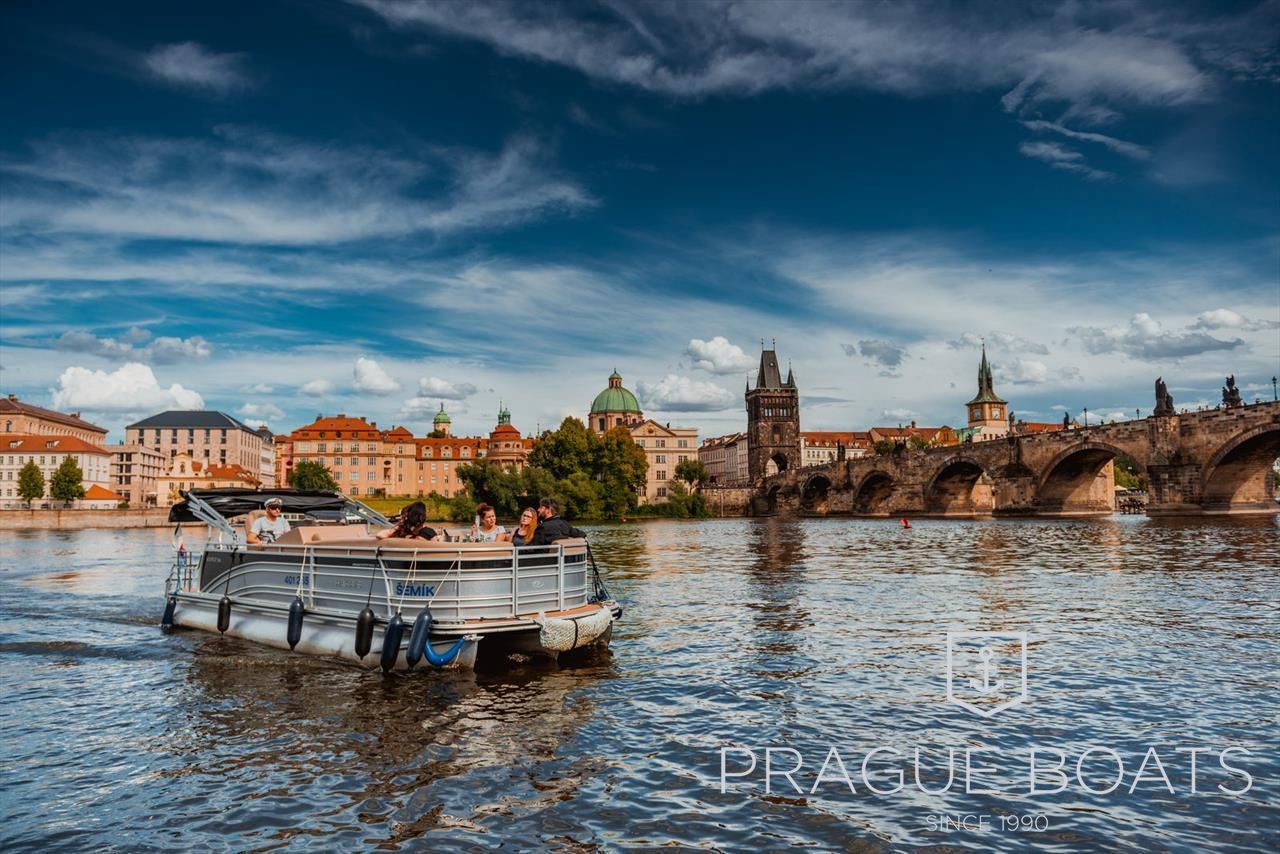 Foto: Privátní Fahrten na malých Schiffech jsou IN – 5