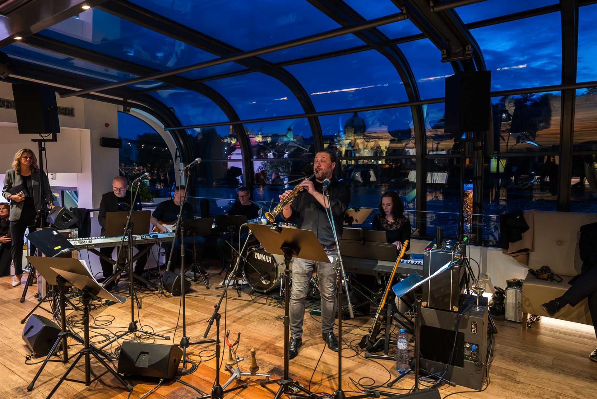 Foto: Una serata sulle onde: musica, luci e… – 13