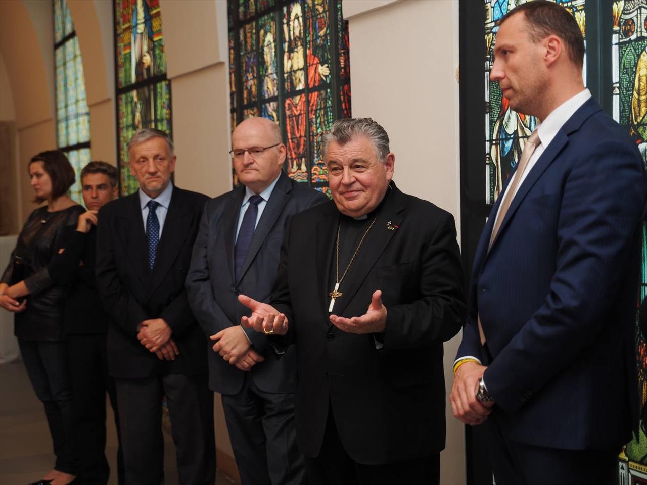 Foto: Sacral Praga - Minister Herman opened a new… – 12