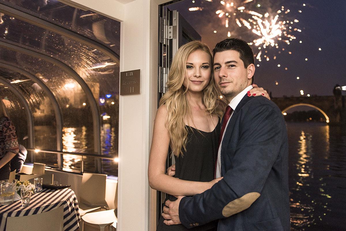 Je tady novoroční croisière s ohňostrojem Je tady novoroční croisière s ohňostrojem