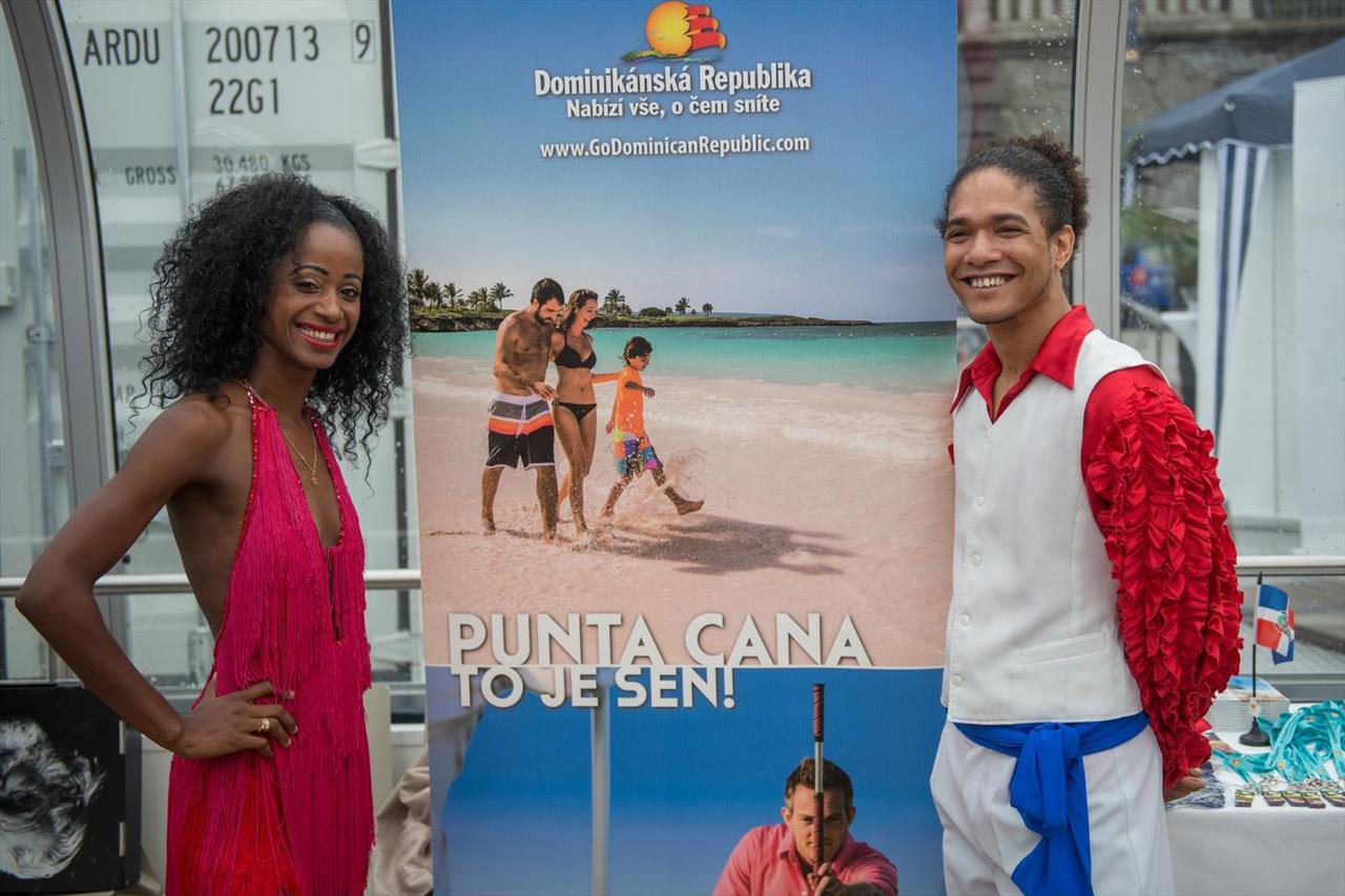 Foto: Launch of BE THE BEST e KOMORA magazines – 16